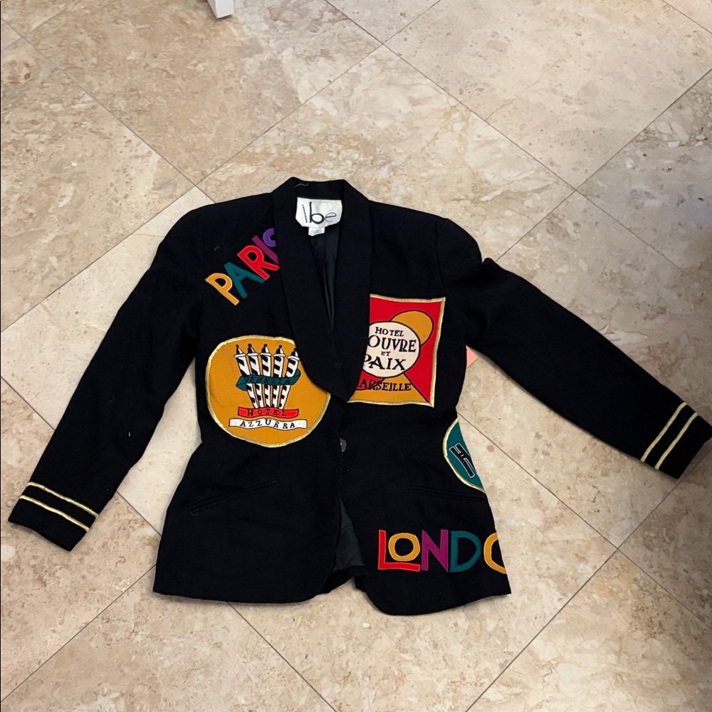 Vintage Chic Black Blazer